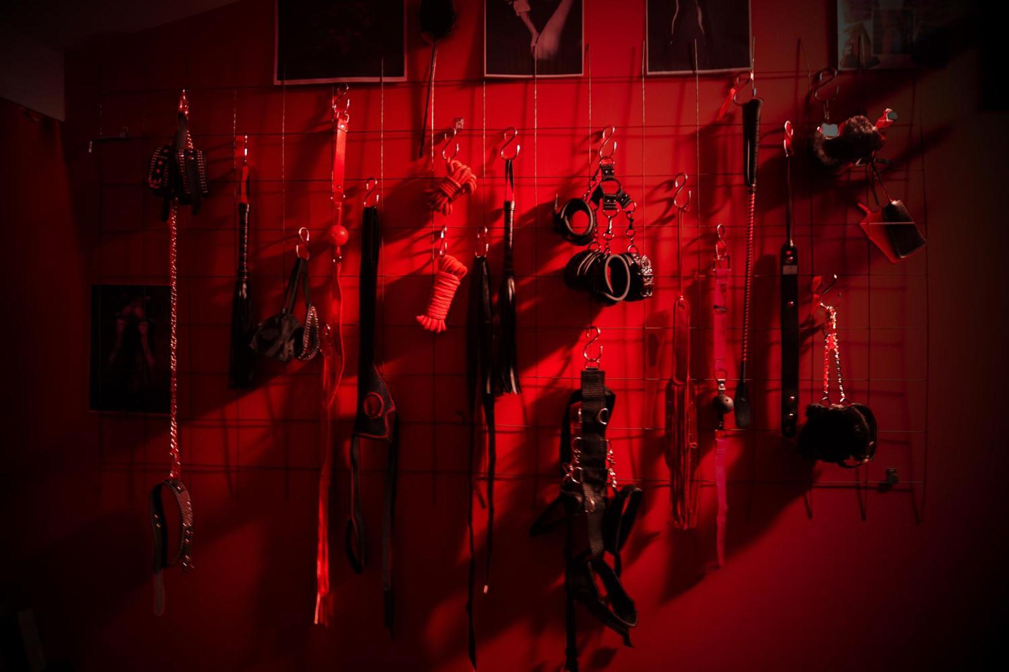 Red Palace Apartament Bdsm ビィドゴシュチュ エクステリア 写真